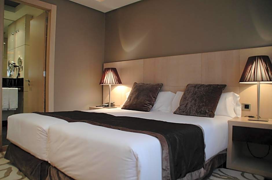 Washington Parquesol Suites & Hotel