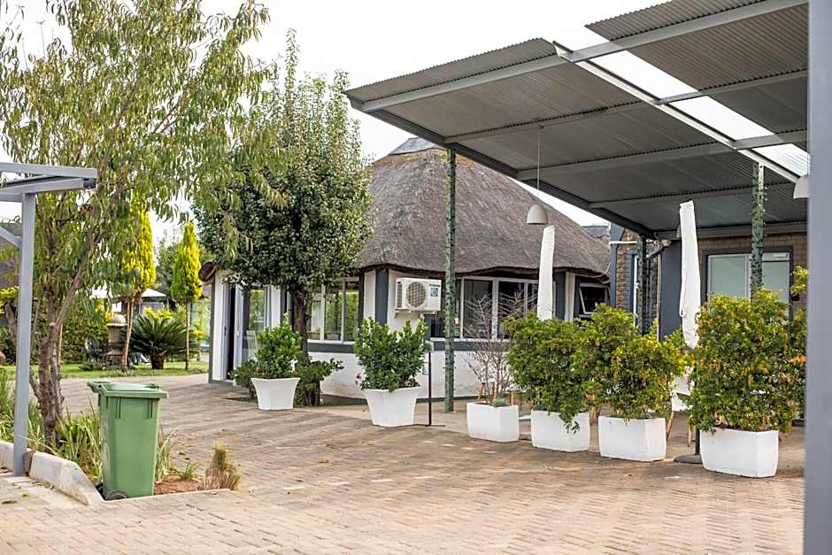 TshiBerry Bed & Breakfast