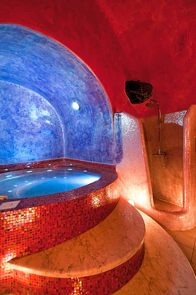 Vallas Apartments & Villas