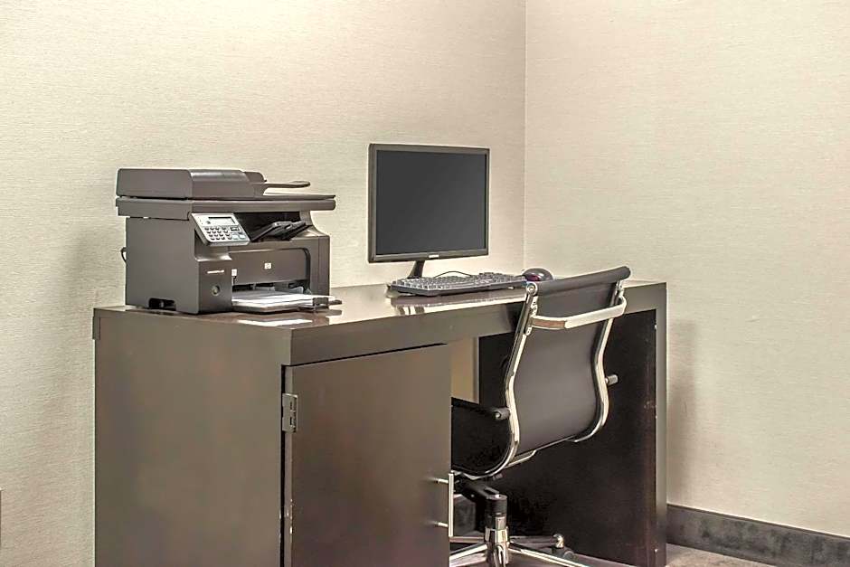 Sleep Inn & Suites Lancaster County
