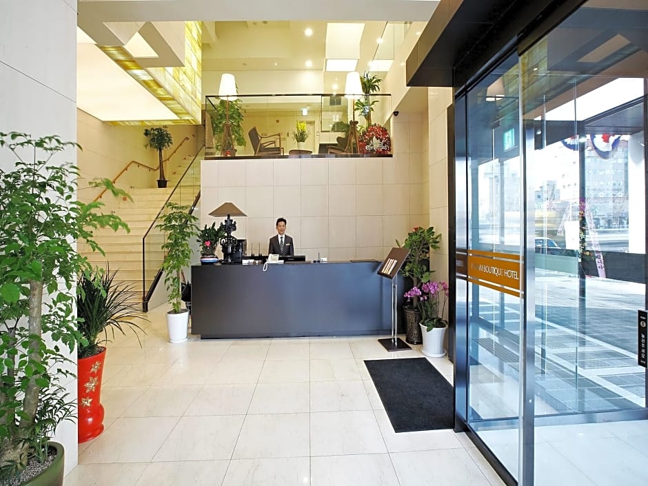 Urban Boutique Hotel