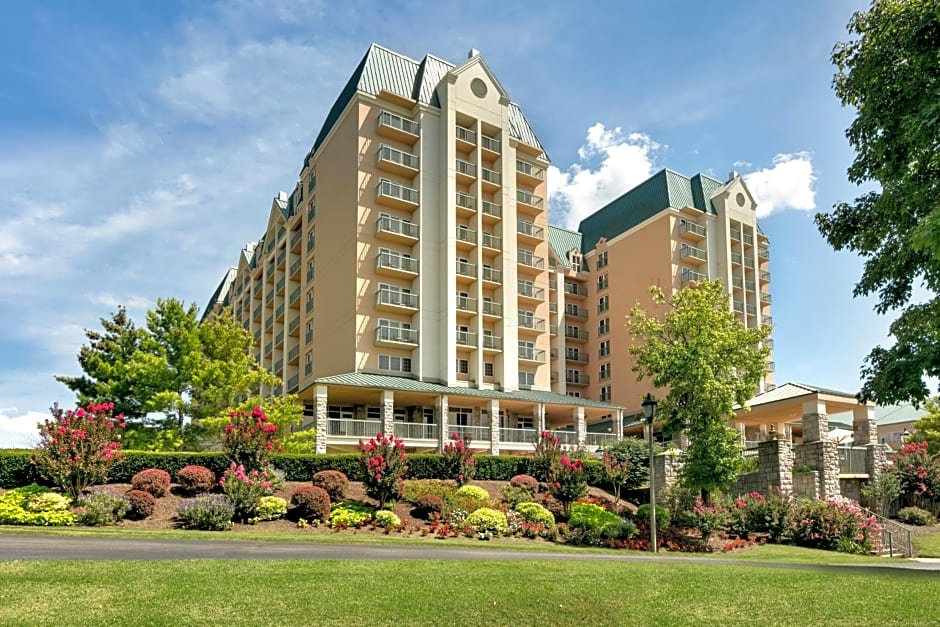 Chateau on the Lake Resort Spa and Convention Center