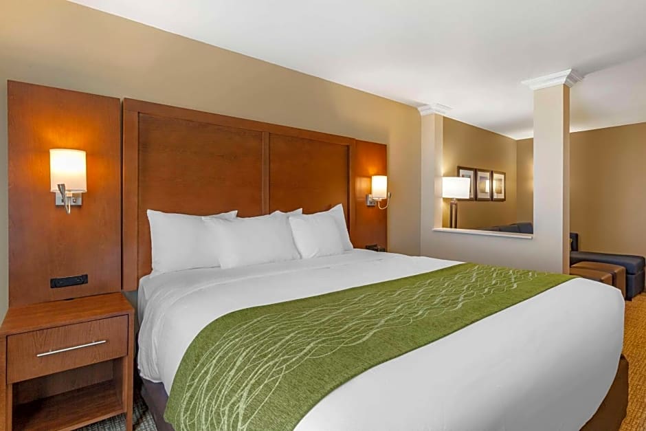 Comfort Suites Albuquerque Airport