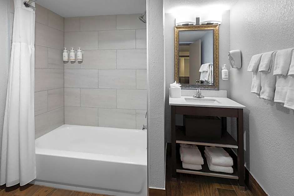 Baymont by Wyndham Downtown Detroit