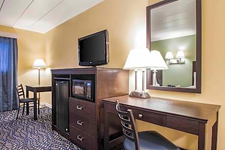 Double Room with Two Double Beds - Non-Smoking