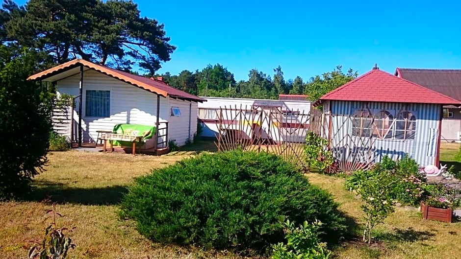 DOM BURSZTYNEK -domek drewniany