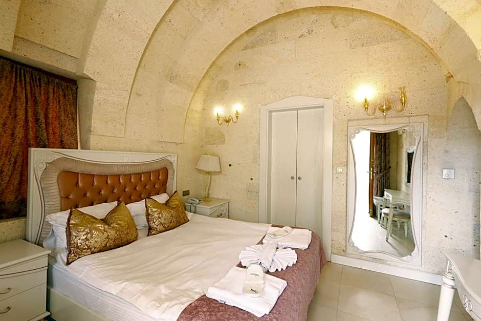 Anatelein Cave Hotel