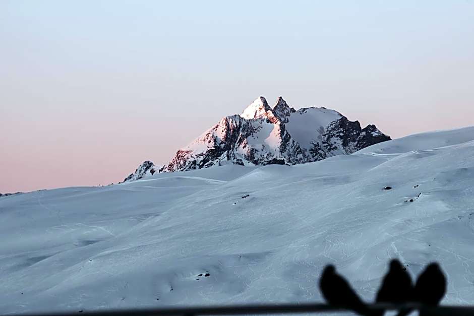 GALAAXY Mountain Hostel