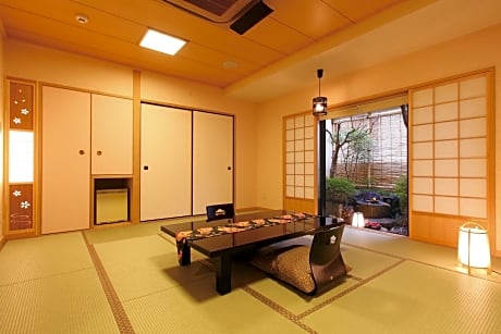Japanese Style Garden View Room