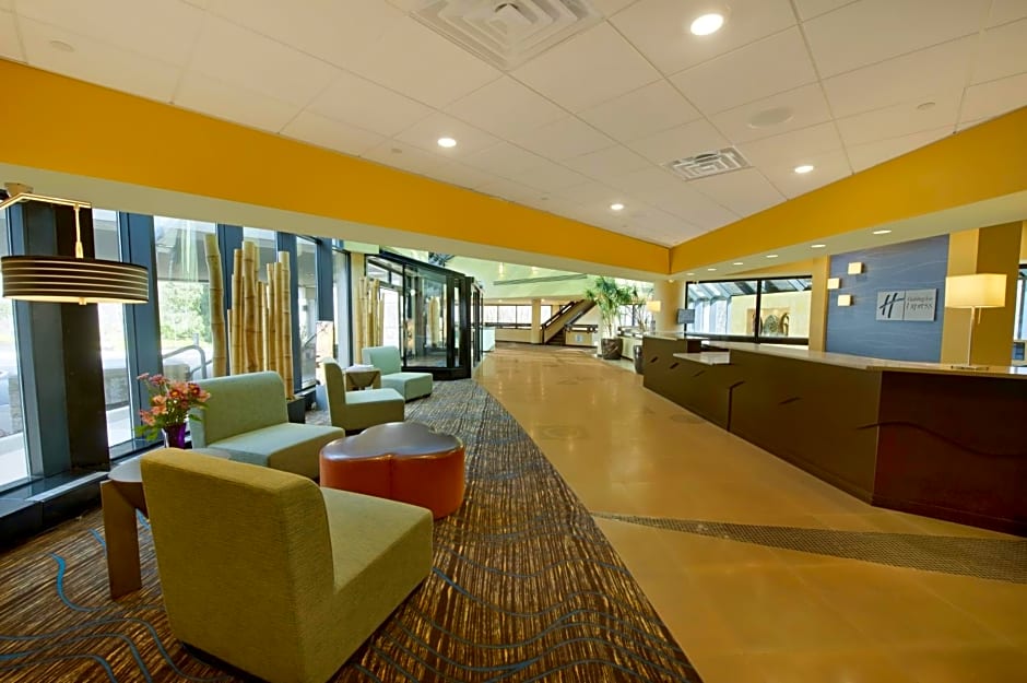 Holiday Inn Express Princeton Southeast