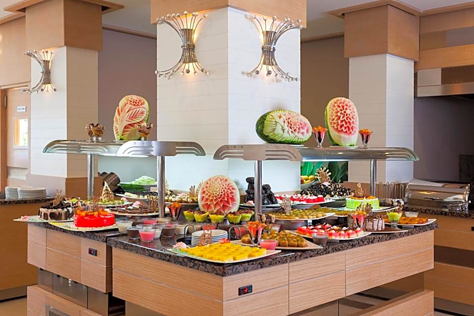 Xperia Saray Beach Hotel