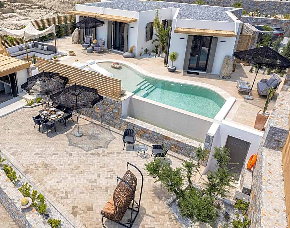 Mnḗmē Suites & Villas
