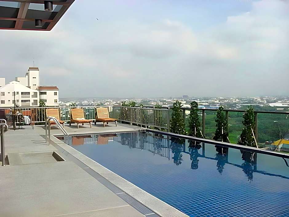 Golden Tulip Zhong Xin Hotel Taichung