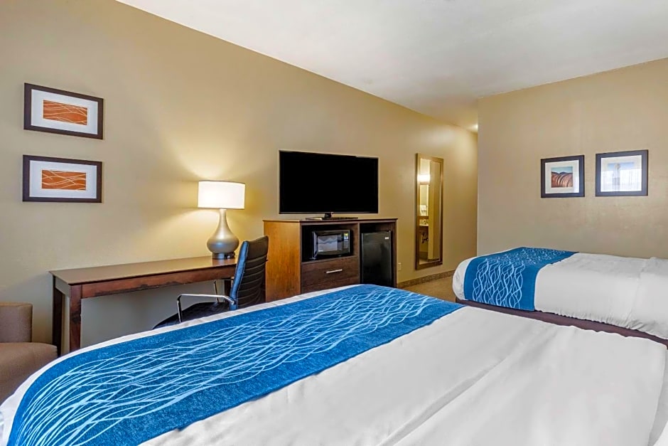 Comfort Inn And Suites Waterloo