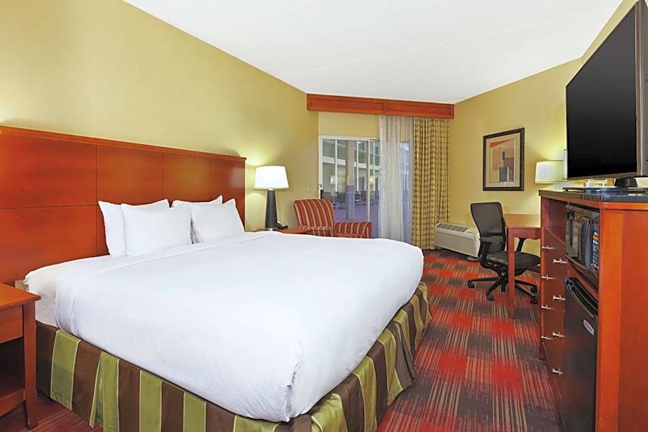 DoubleTree by Hilton Holland