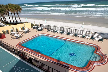 Grand Prix Motel Beach Front
