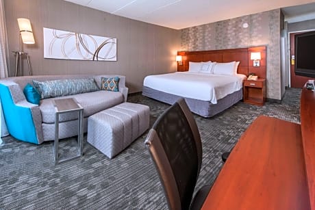Room 1 King Bed Non Smoking
