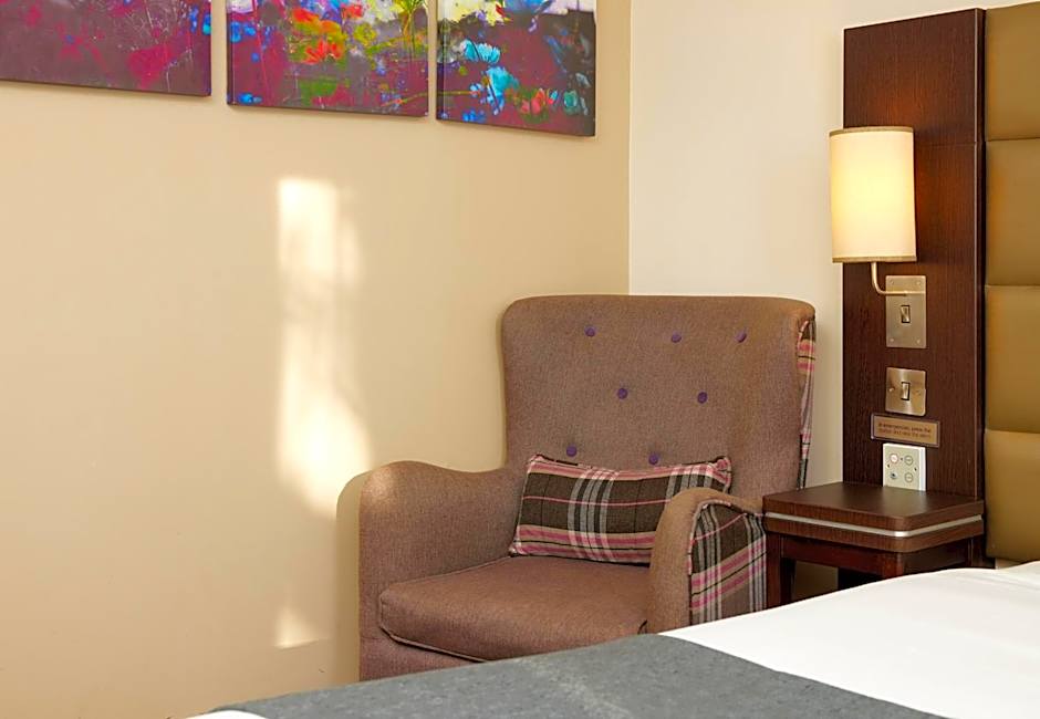 The Quays by Greene King Inns