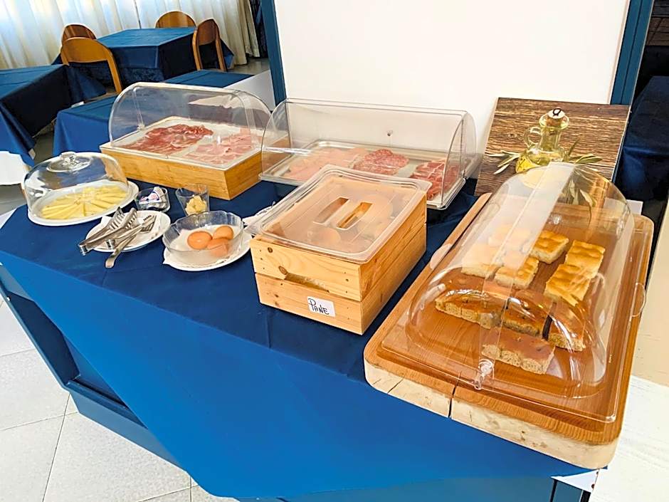 G&D Hotel Deanna Pool&Brunch