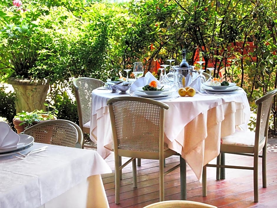 Hotel Mignon