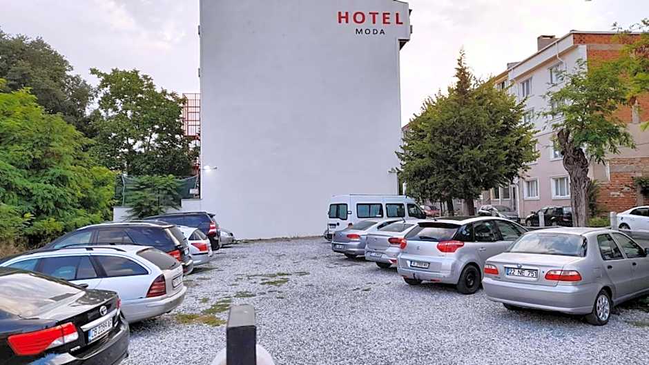 Moda Hotel