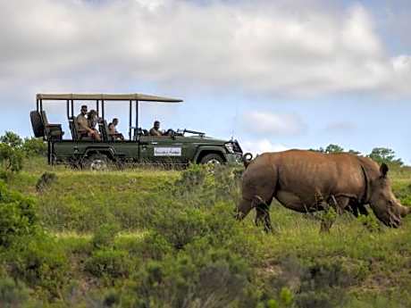 Founders Lodge by Mantis