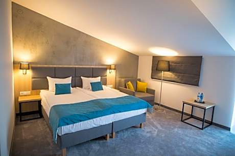 Comfort Double Room with Extra Bed