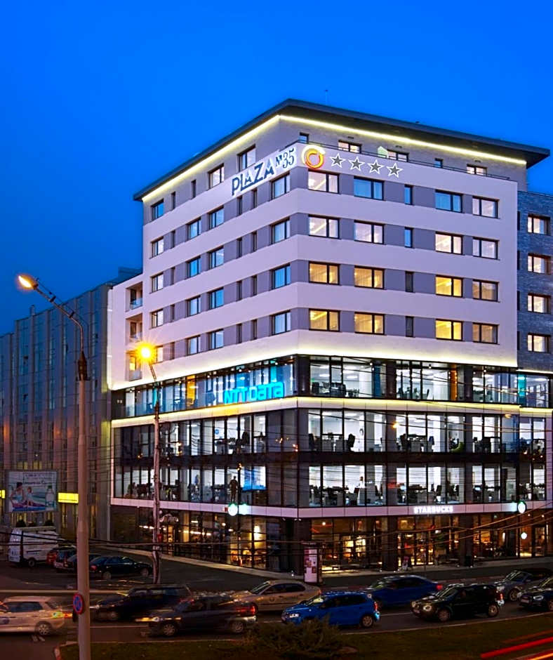 Plaza35