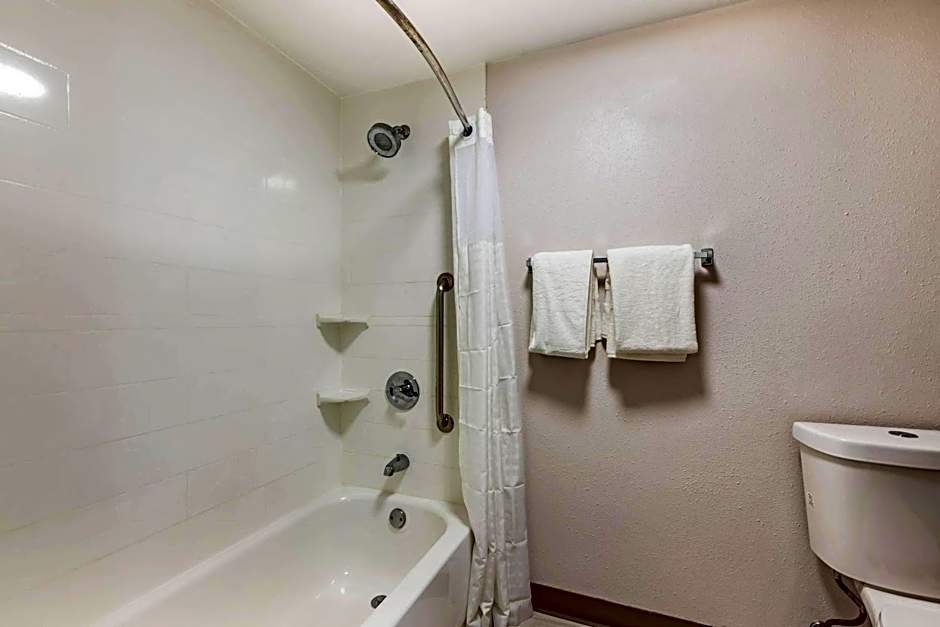 Comfort Inn & Suites Arlington Heights - Buffalo Grove