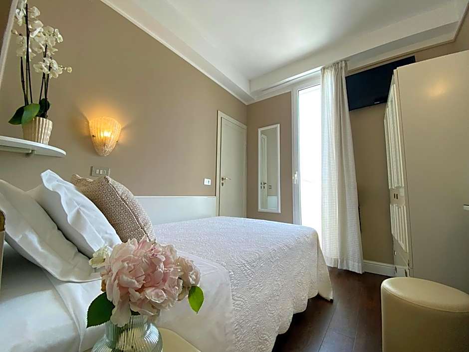 Hotel Admiral - on the beach