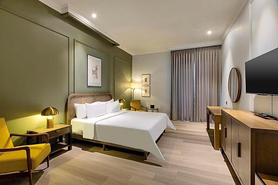 Photo 1 of 7 of Suite