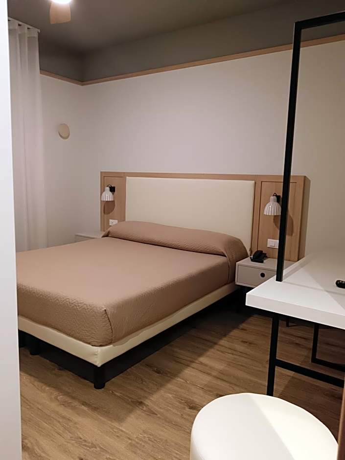 Hotel Columbia & Ninfea