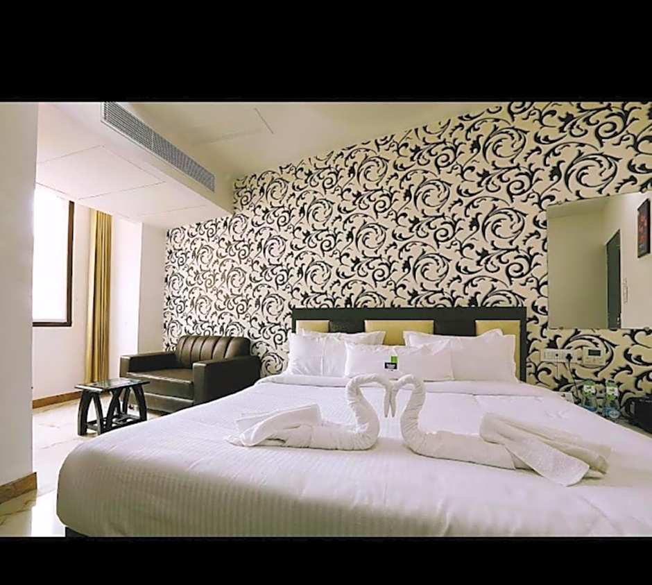 Goroomgo A star Amritsar