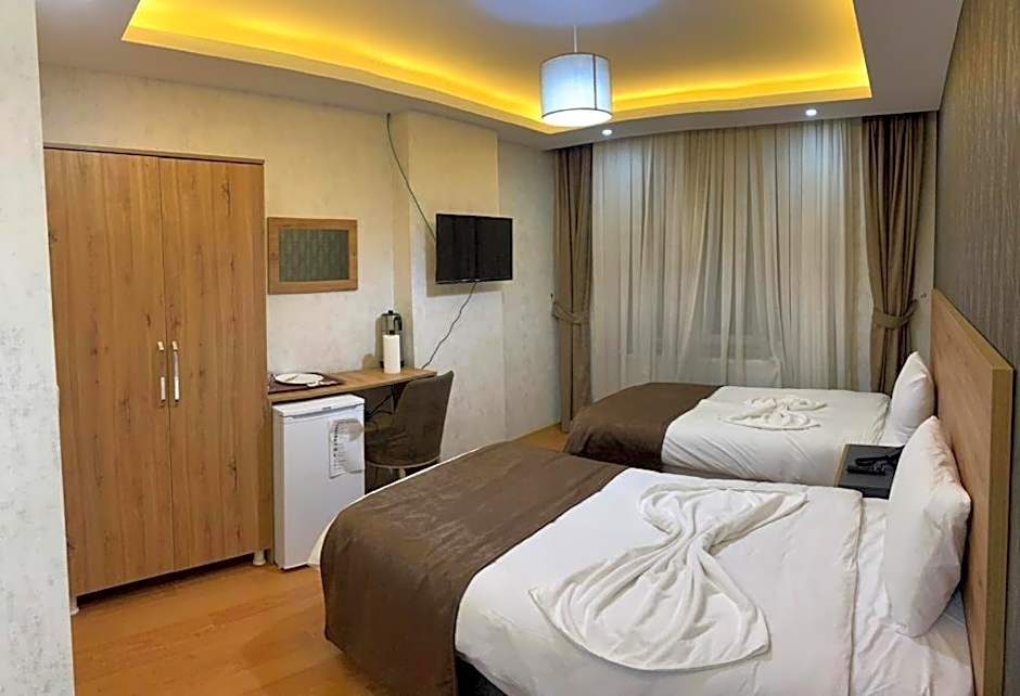 inDİANA HOTEL