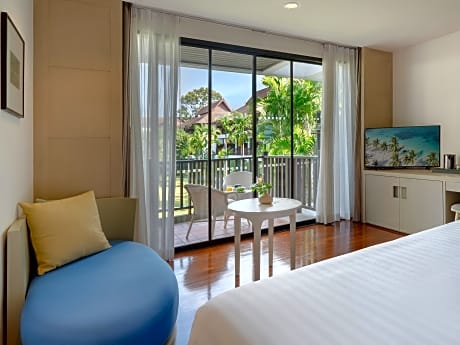 SUPERIOR POOL SIDE TWIN