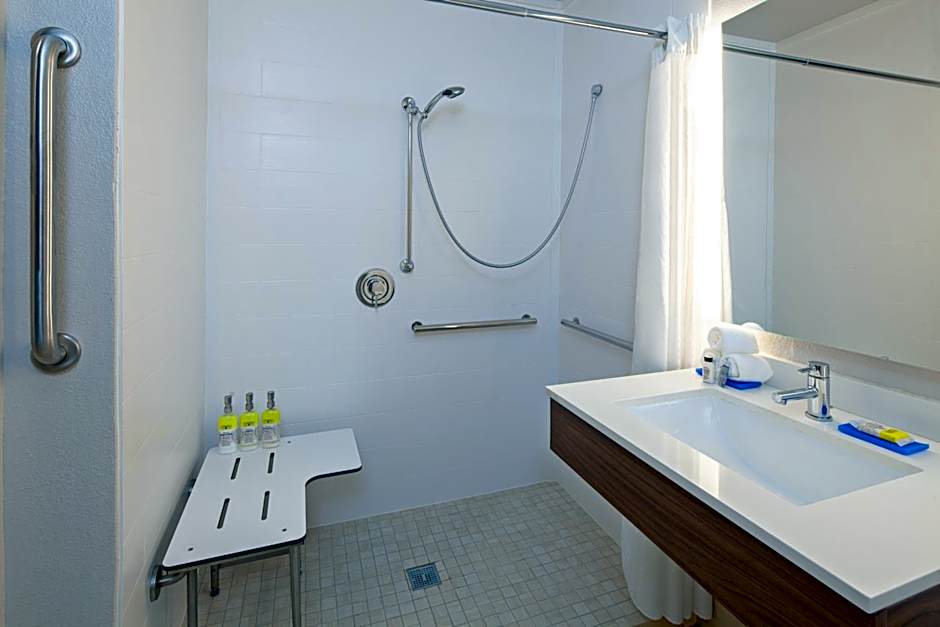 Holiday Inn Express & Suites Rancho Mirage - Palm Spgs Area