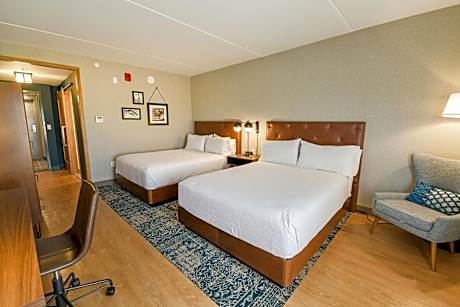 Room (2 Double Beds)