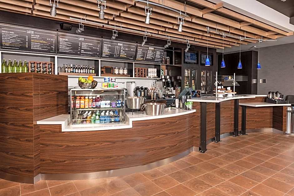 Courtyard by Marriott Boston Littleton