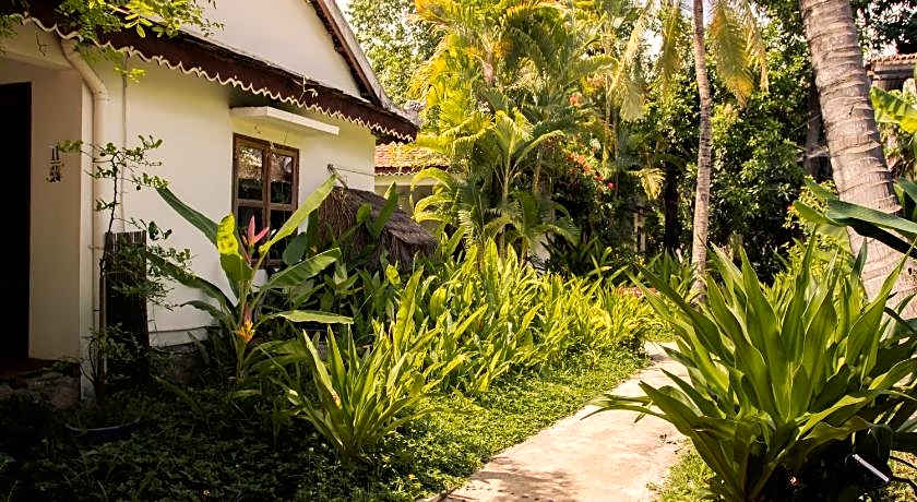 Sambor Village Hotel