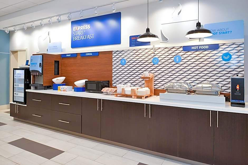 Holiday Inn Express and Suites Elko By IHG