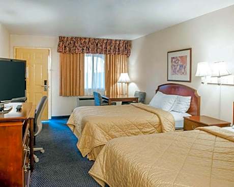 2 QUEEN BEDS NONSMOKING