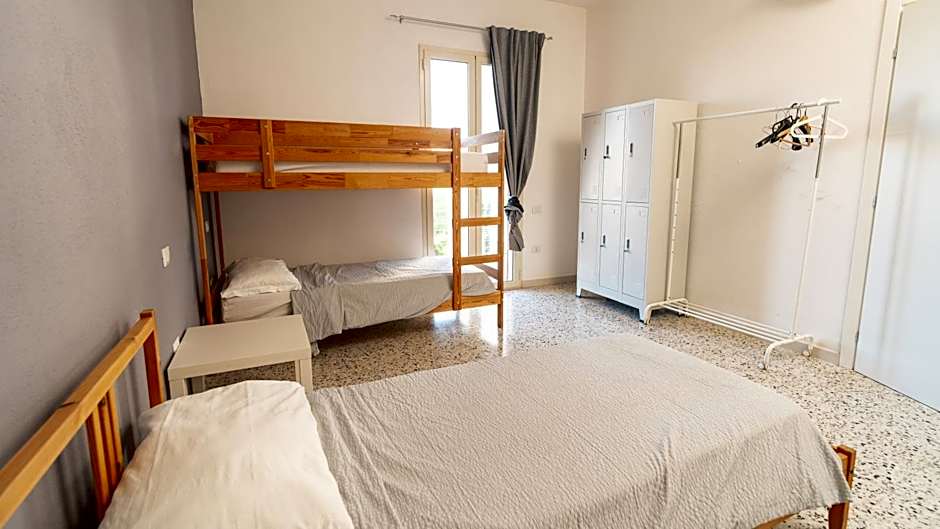 Glemerald Hostel