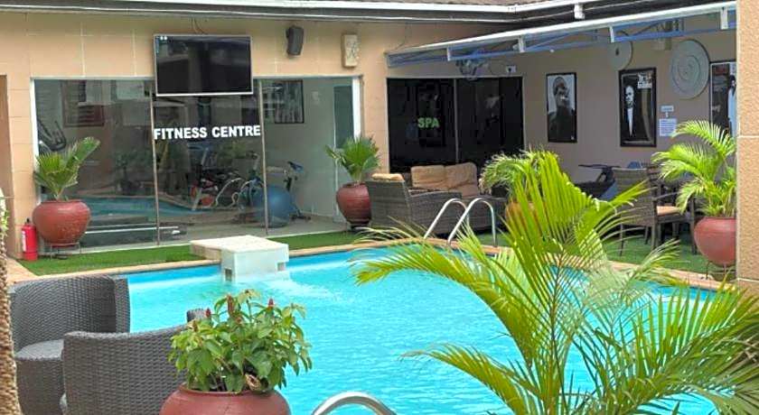 Palazzo Dumont Hotel