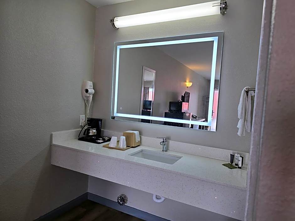 Americas Express Inn South Hill