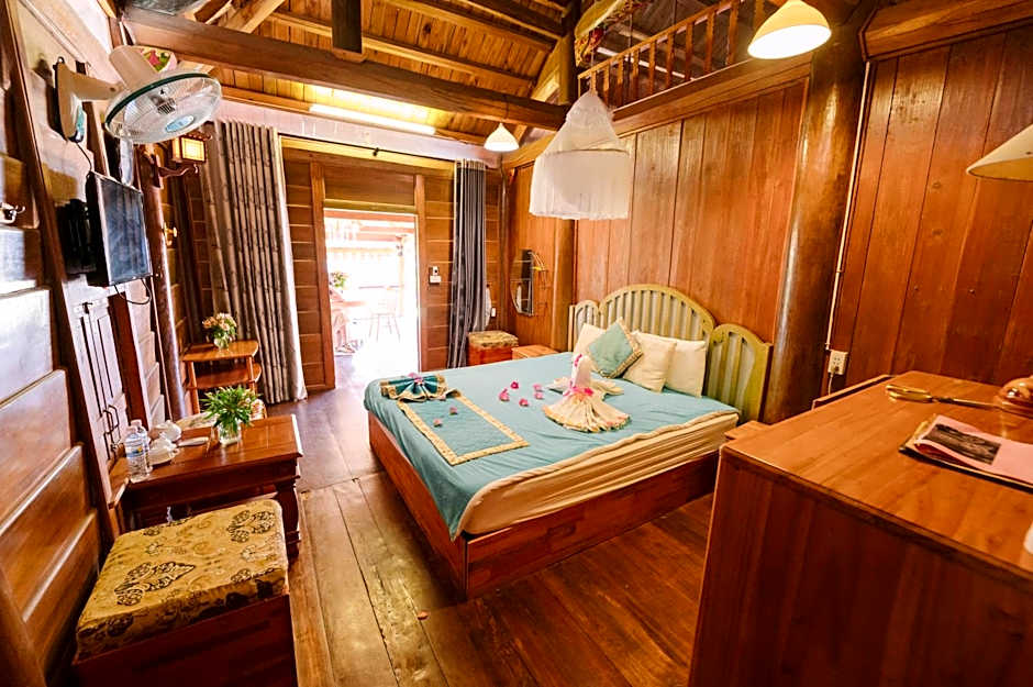 Photo 1 of 7 of Double Room