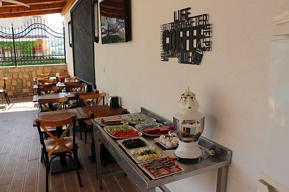 WB WEEKEND HOTEL AND SUITES