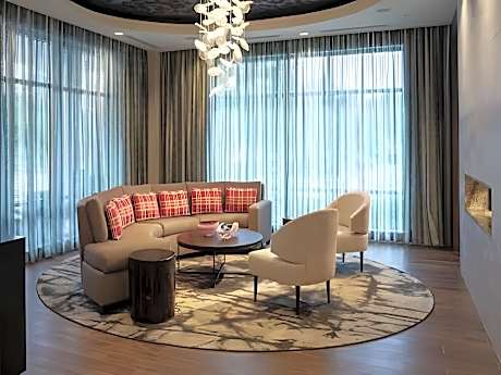 King Suite - Hearing Accessible