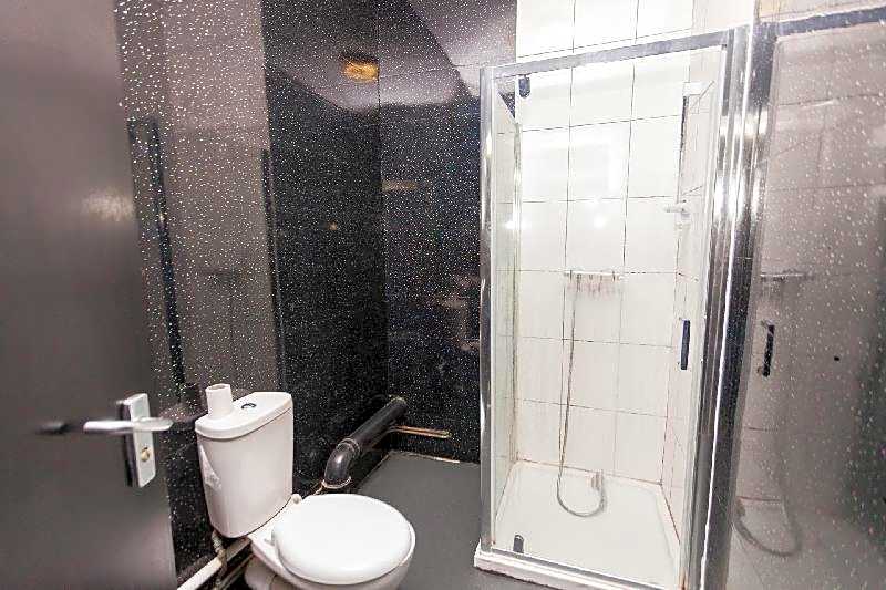 Budget Hostel