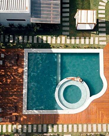 Queen Room with Spa Bath