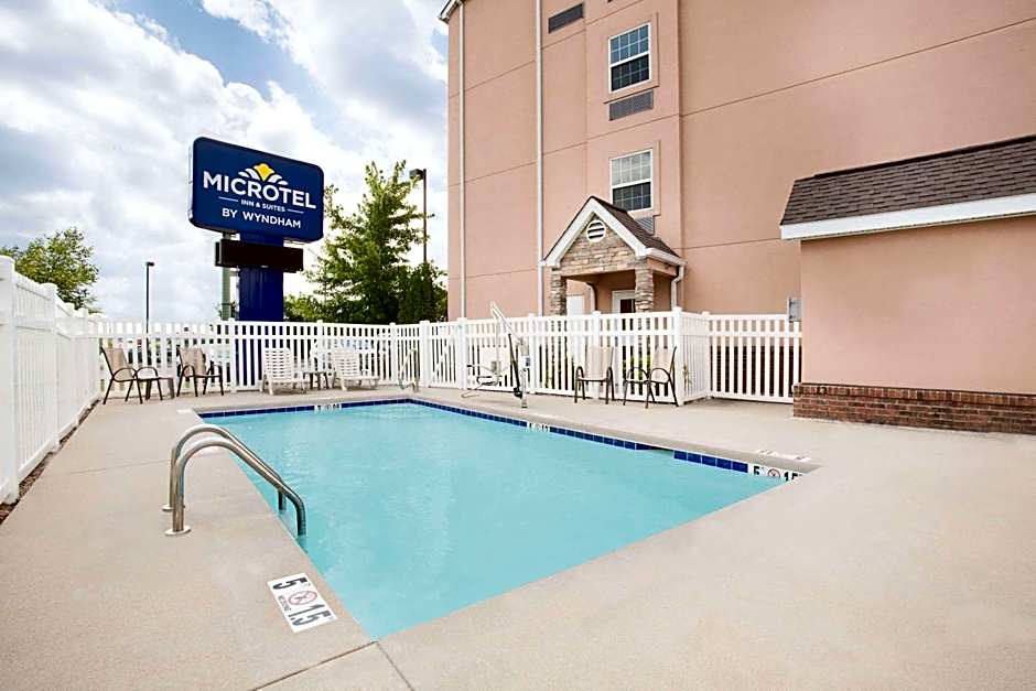 Microtel Inn & Suites By Wyndham Tuscumbia/Muscle Shoals